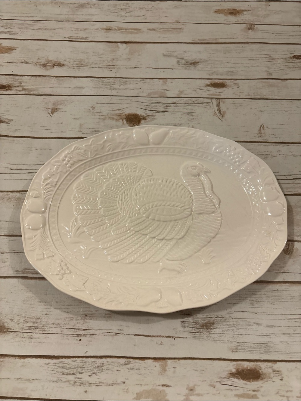 Vintage White Turkey Platter Large 17.5” Size: Embossed